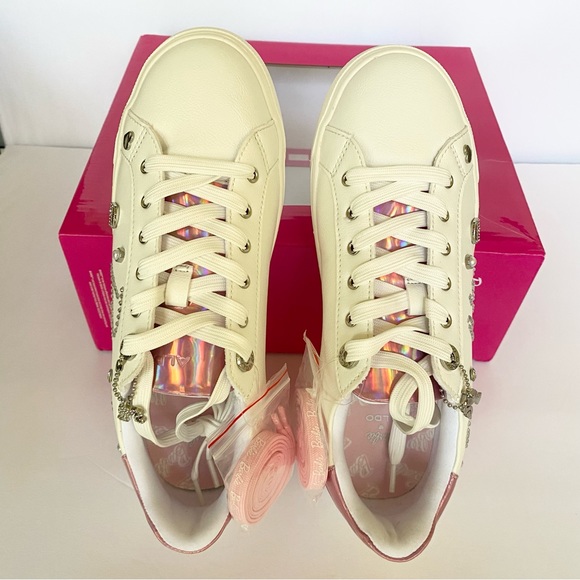 NEW Barbie Aldo Low top sneaker (Floor sample) - Picture 3 of 14